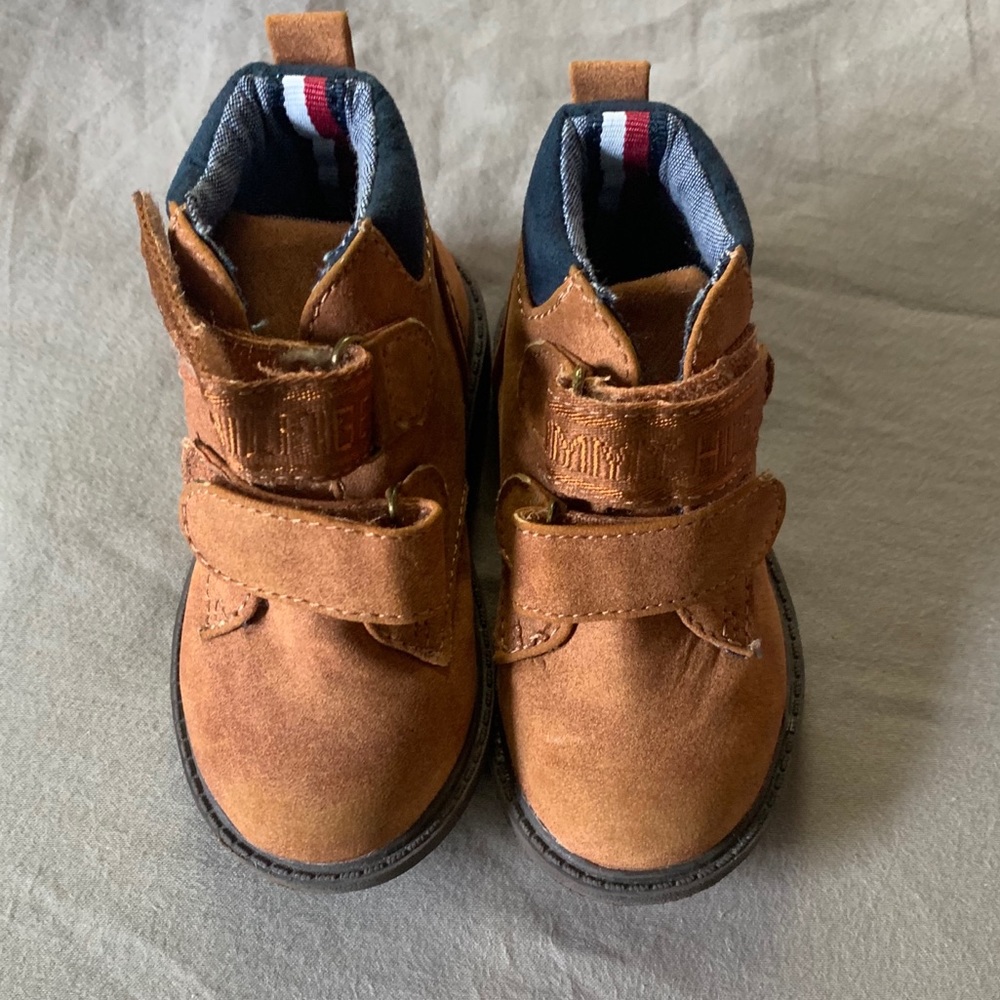 TODDLER TOMMY HILFIGER BOOTS